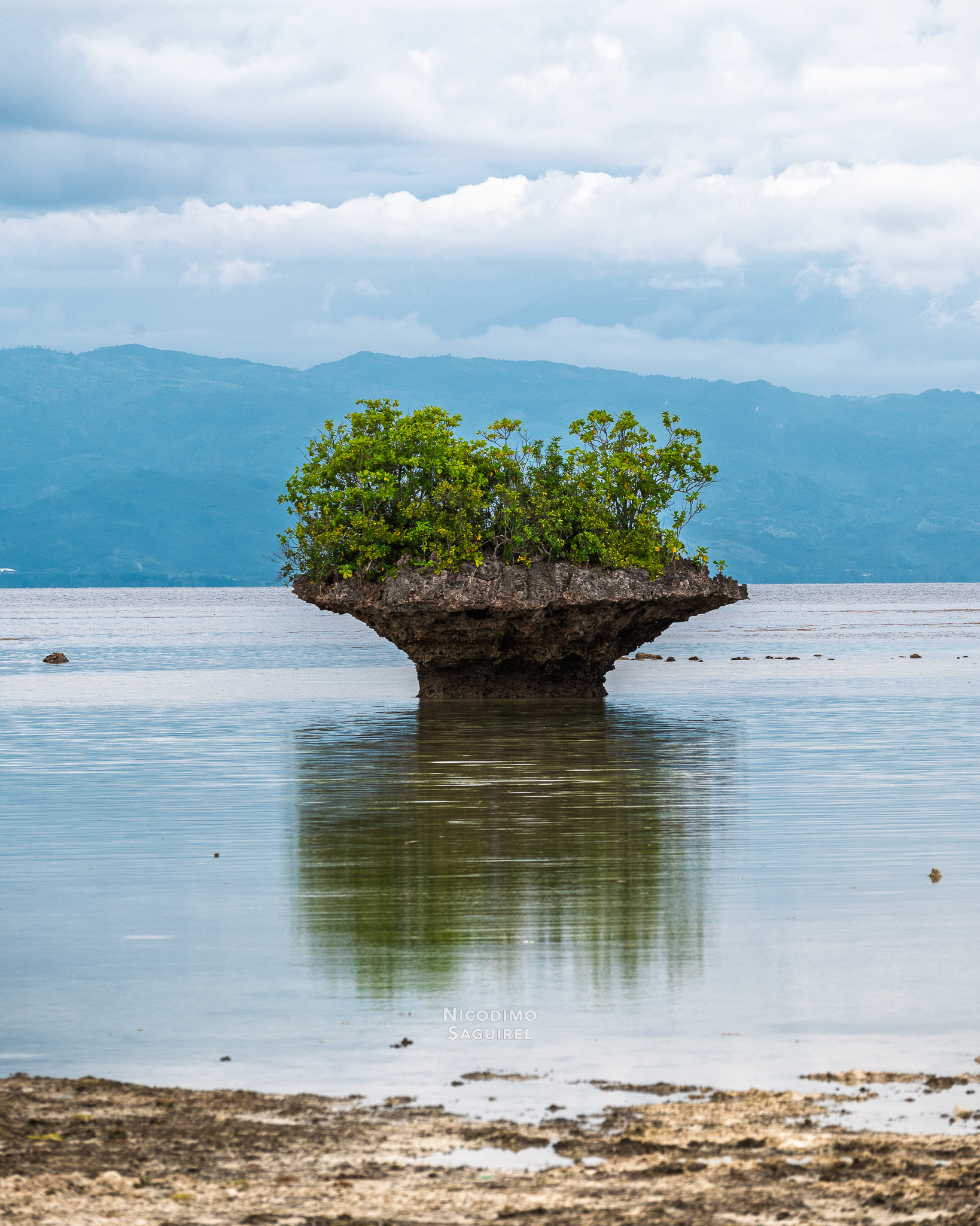 Magpayong Rock (a.k.a. Mushroom rock)